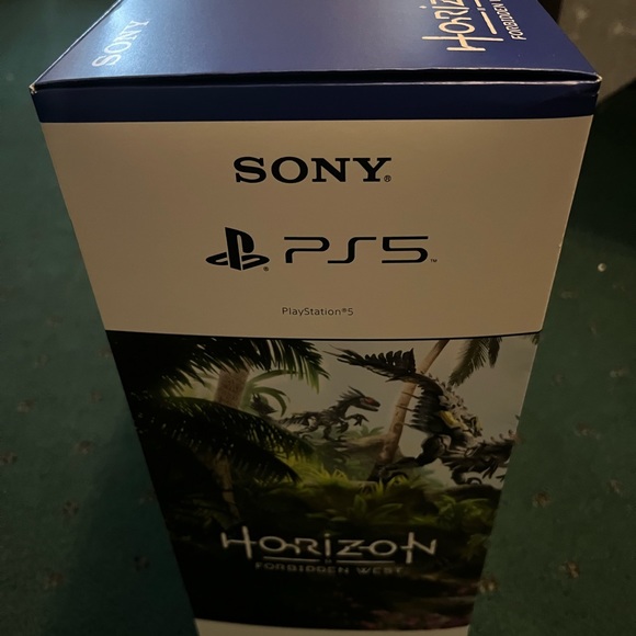 Horizon forbidden west bundle PlayStation five console warranty extra controller - Picture 2 of 8